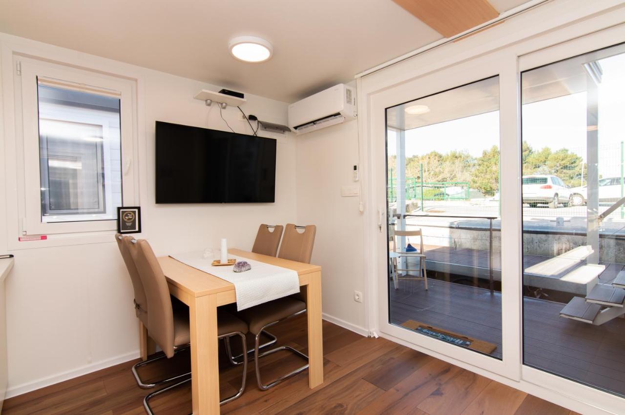 Eldamar Floating House Portoroz Apartment Exterior photo